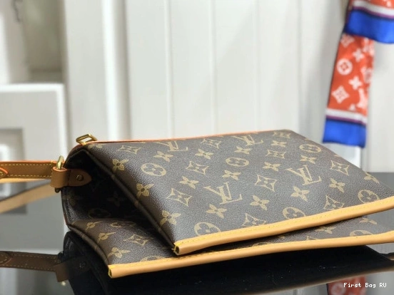 First bag VUITTON SLANTING LOUIS 0806